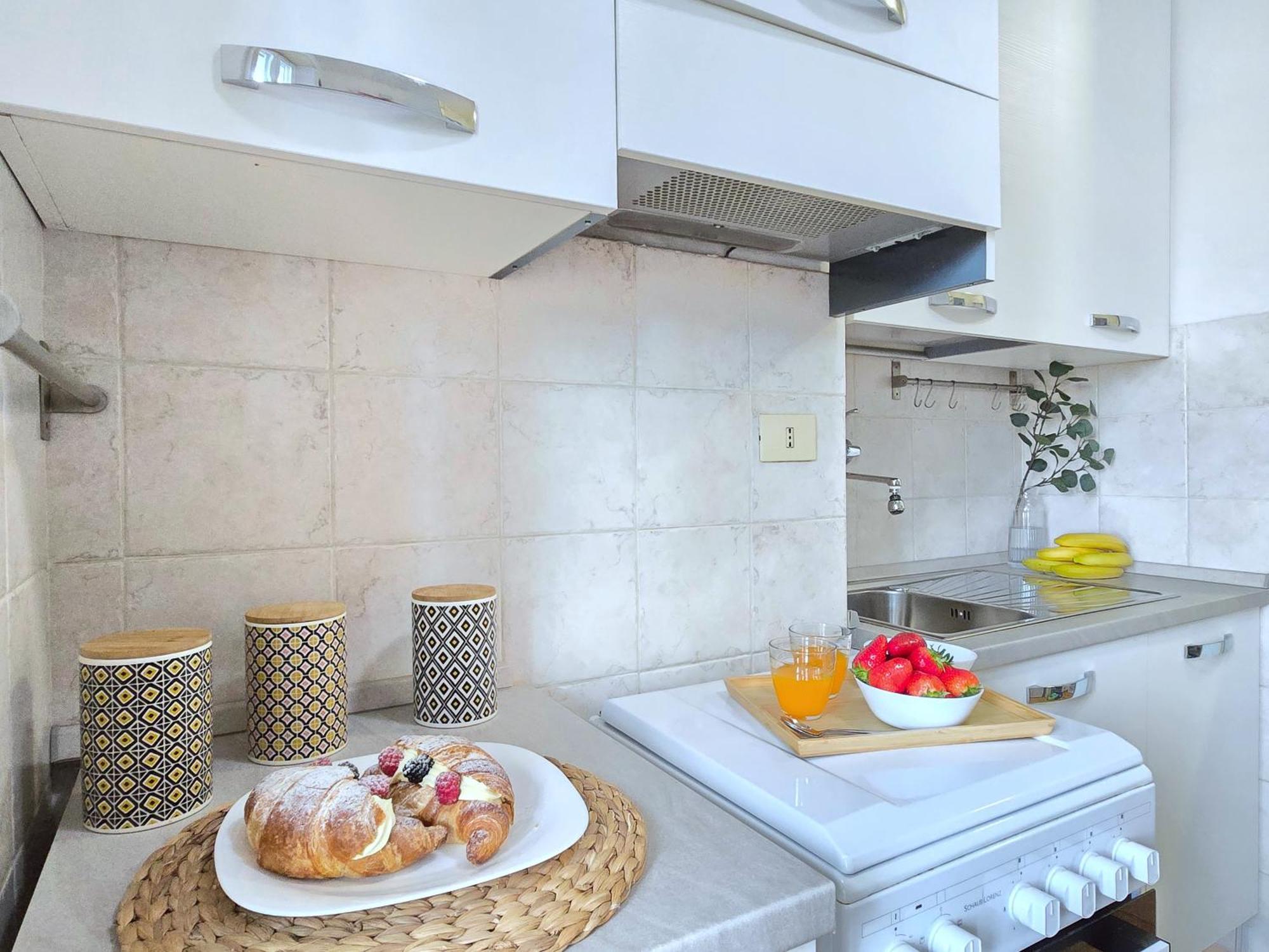 Romeway Apartment - Metro & Parking Εξωτερικό φωτογραφία